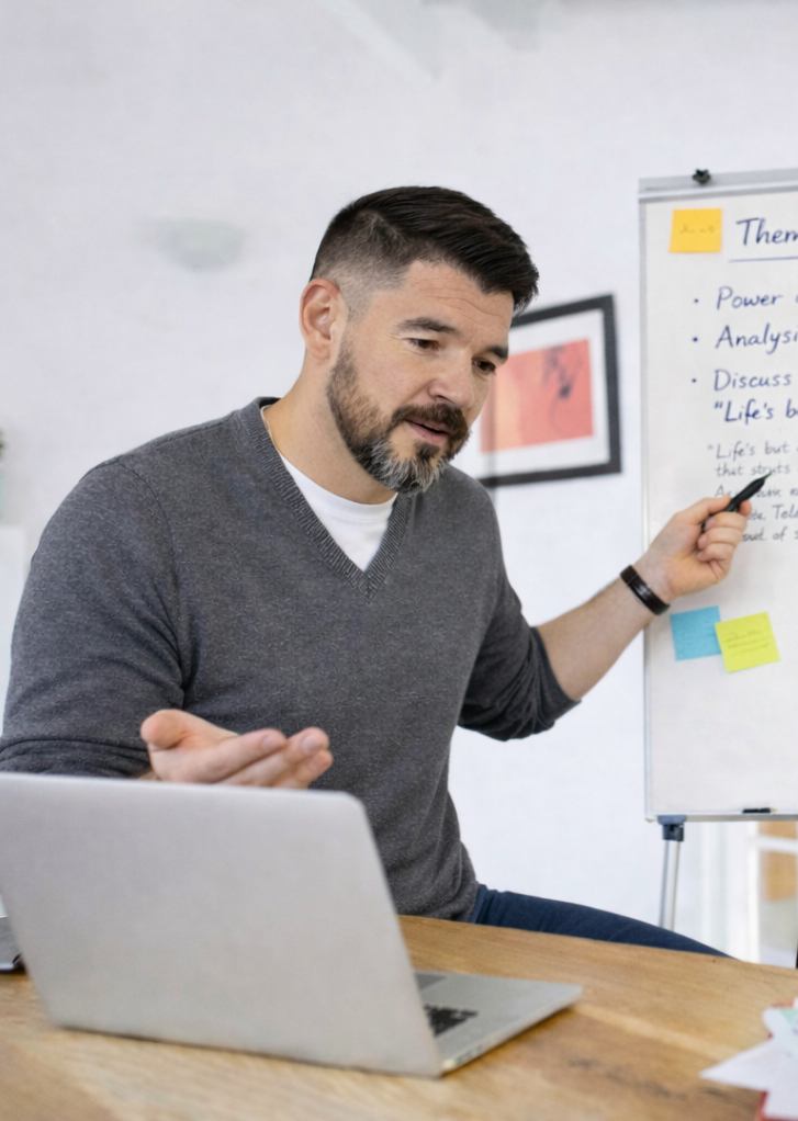 daniel teaching english online on whiteboard